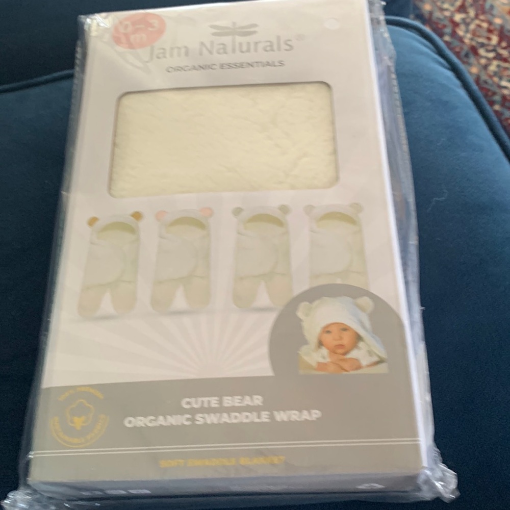 NWT Jam Naturals Cute Bear Organic Swaddle Wrap